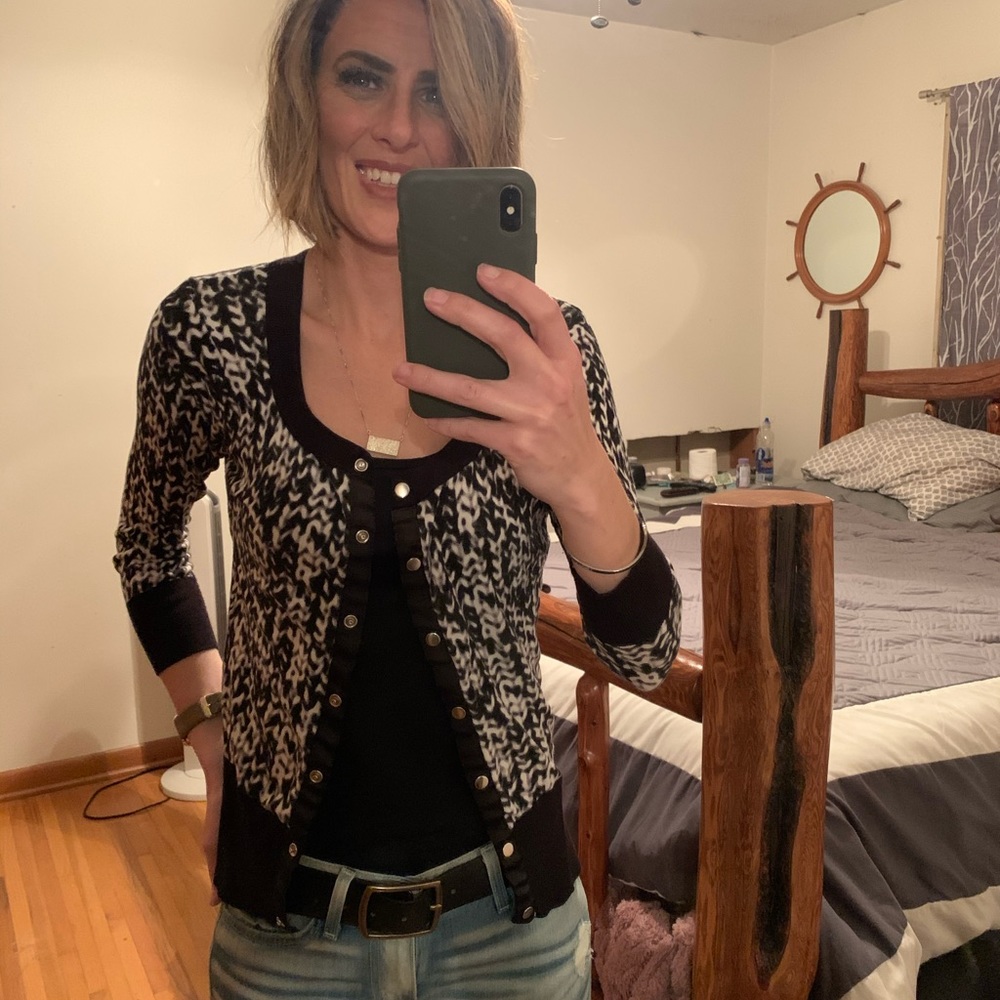 Women’s black and white sweater cardigan